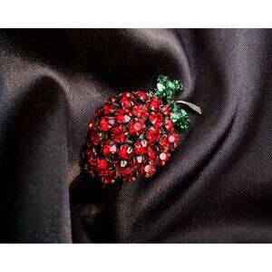 Vintage 1950s SCHREINER New York Signed Red Strawberry Rhinestone Fruit Brooch